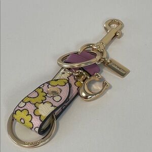 NWOT Coach Trigger Snap Valet Key Fob Keychain Bag Charm